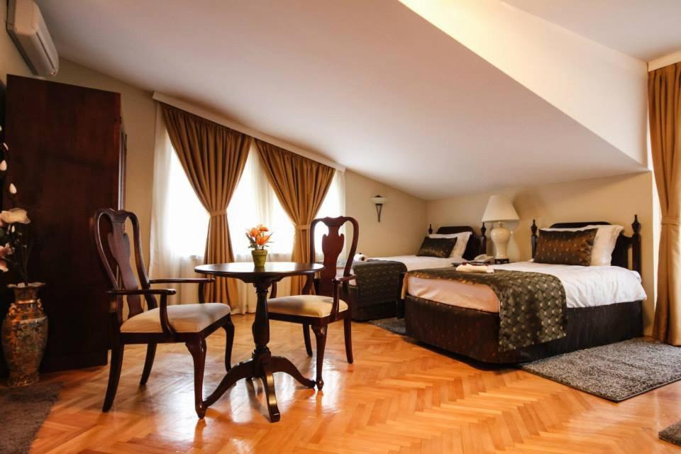 Hotel Villa Alexander سكوبجي المظهر الخارجي الصورة